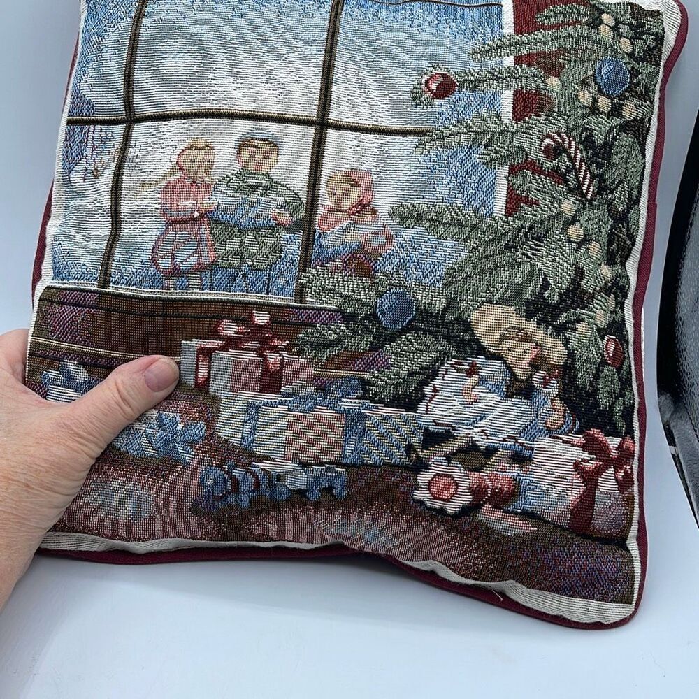 Vintage Arlee Home fashions tapestry Christmas Caroling pillow. - Picture 2 of 8